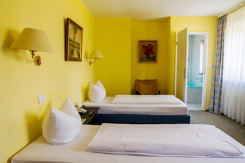 Hotel Heidekrug Oberursel Pokoj fotografie