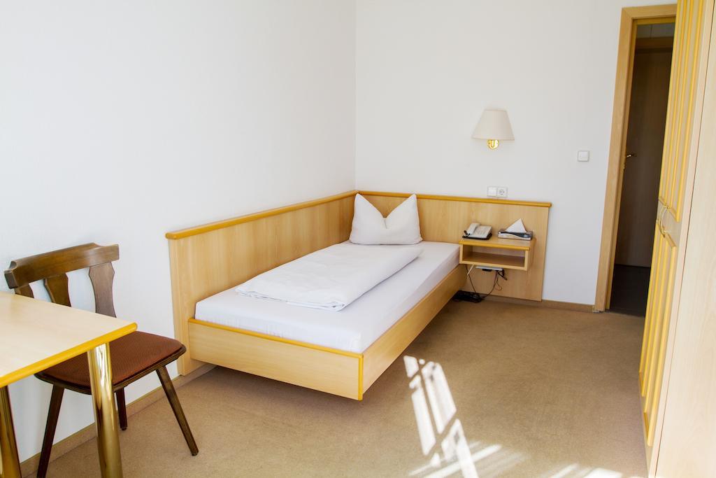 Hotel Heidekrug Oberursel Pokoj fotografie